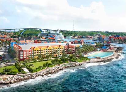 The Wind Creek Curaçao resort next to the ocean